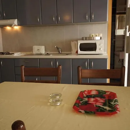 Apartment 75-8