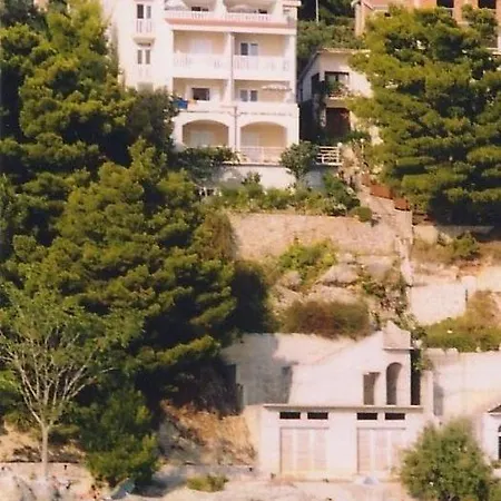 75-8 Apartment Brela